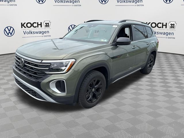 2024 Volkswagen Atlas 2.0T Peak Edition SE w/Technology