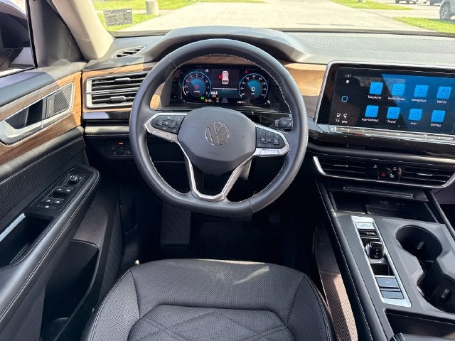 2024 Volkswagen Atlas 2.0T SE