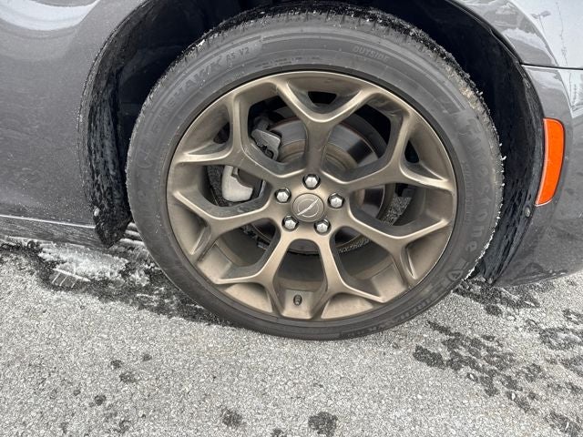 2018 Chrysler 300 300S