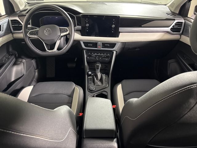 2025 Volkswagen Taos SEL