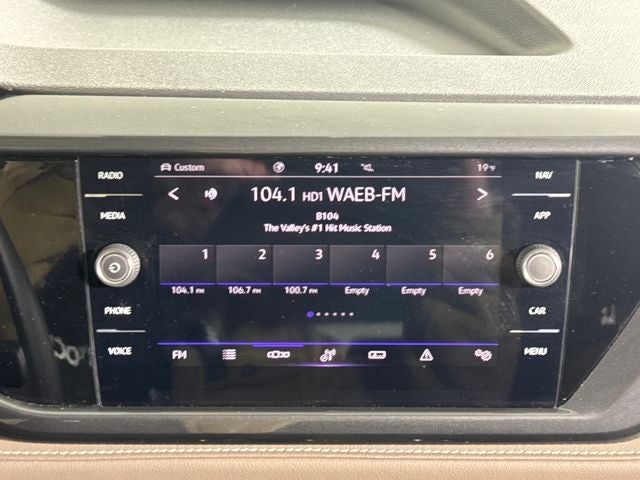 2024 Volkswagen Taos SEL