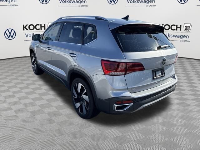2024 Volkswagen Taos SEL
