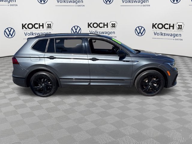 2023 Volkswagen Tiguan SE R-Line Black