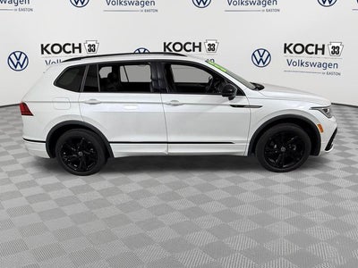 2024 Volkswagen Tiguan SE R-Line Black