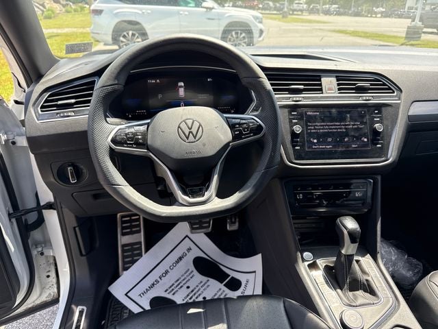 2024 Volkswagen Tiguan SE R-Line Black