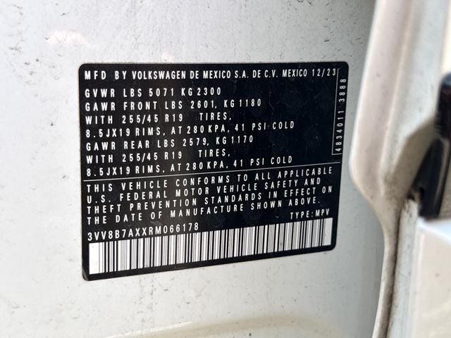 2024 Volkswagen Tiguan SE R-Line Black