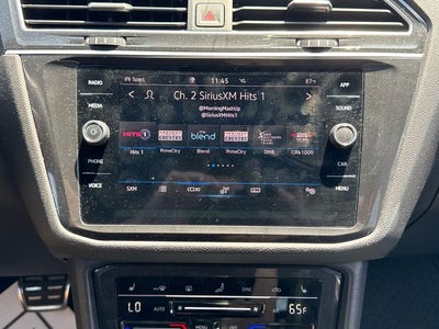 2024 Volkswagen Tiguan SE R-Line Black