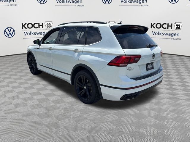 2024 Volkswagen Tiguan SE R-Line Black