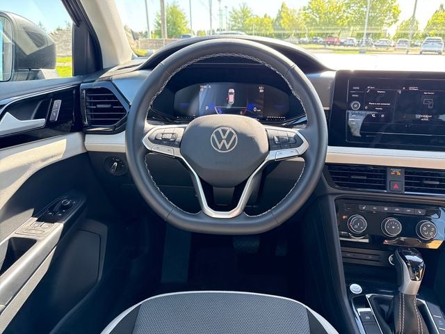 2025 Volkswagen Taos S