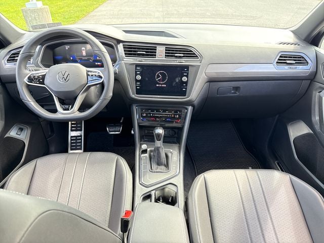 2023 Volkswagen Tiguan SE R-Line Black