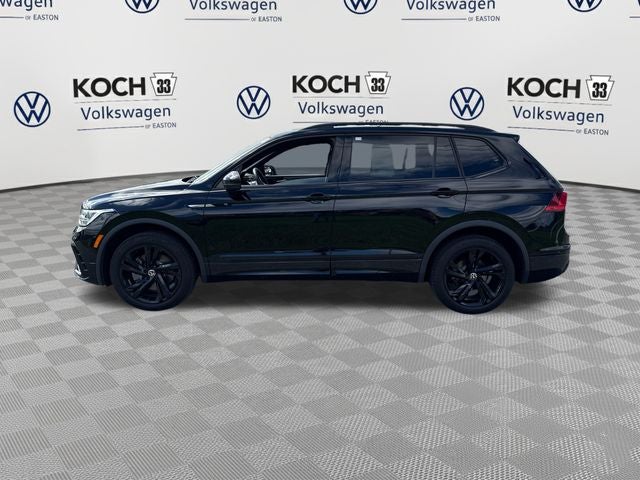 2023 Volkswagen Tiguan SE R-Line Black