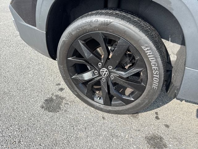 2023 Volkswagen Taos SE