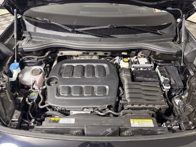 2025 Volkswagen Tiguan SEL R-Line
