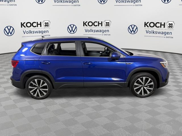 2022 Volkswagen Taos Base