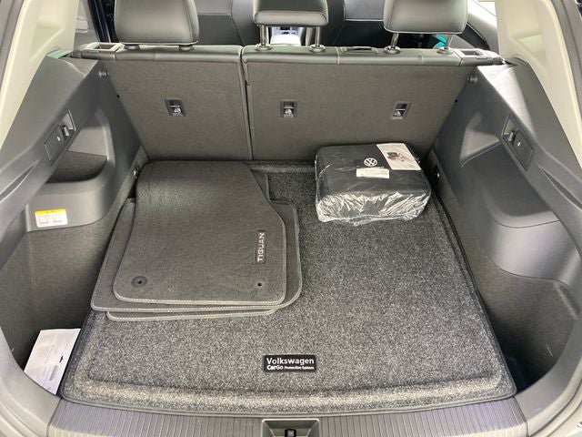 2025 Volkswagen Tiguan SE