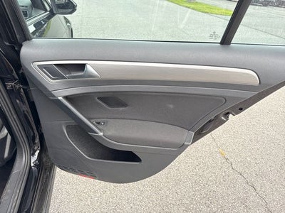 2017 Volkswagen Golf S