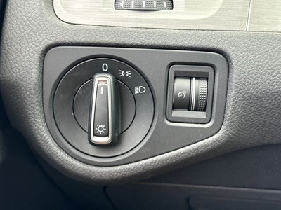 2017 Volkswagen Golf S