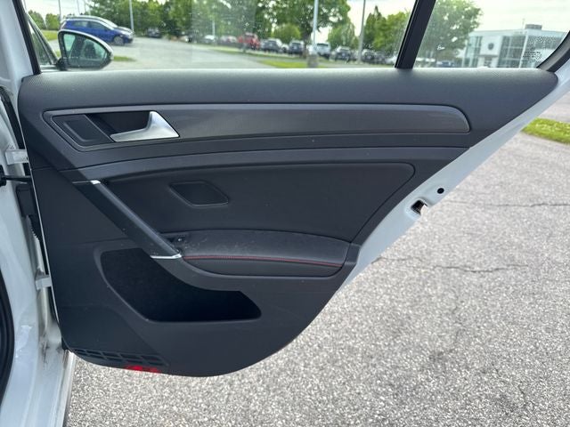 2018 Volkswagen Golf GTI SE