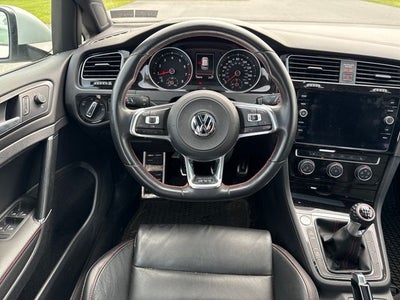 2018 Volkswagen Golf GTI SE