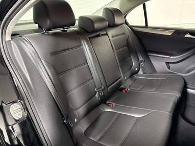 2015 Volkswagen Jetta 1.8T SE w/Connectivity/Navigation