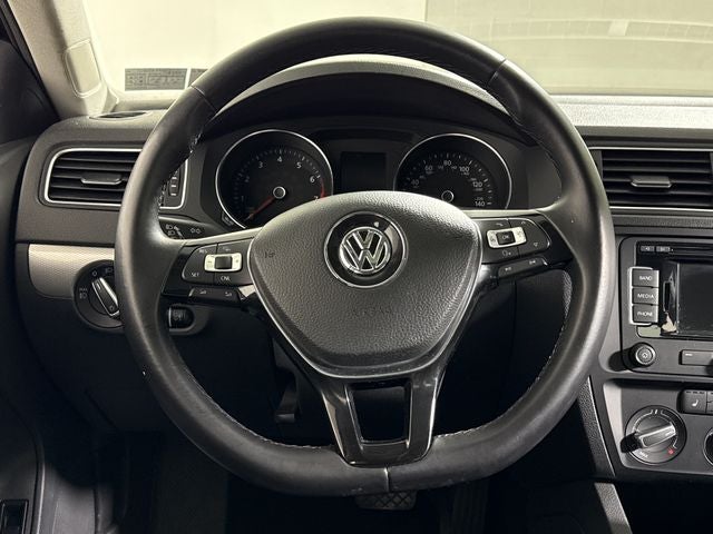 2015 Volkswagen Jetta 1.8T SE w/Connectivity/Navigation
