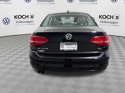 2015 Volkswagen Jetta 1.8T SE w/Connectivity/Navigation