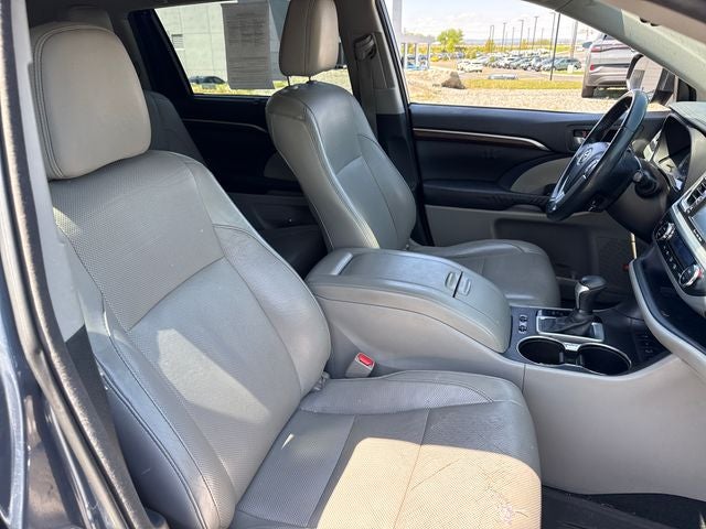 2016 Toyota Highlander Limited