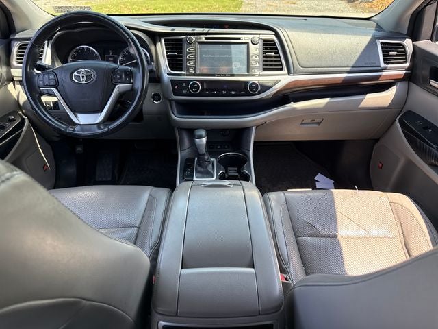 2016 Toyota Highlander Limited