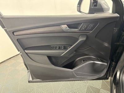 2023 Audi Q5 S line Premium