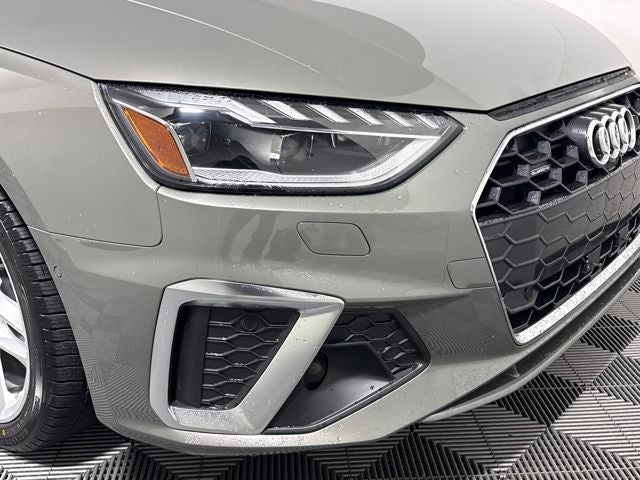2023 Audi A4 S line Prestige