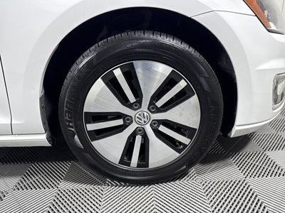 2016 Volkswagen e-Golf SE