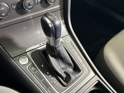 2016 Volkswagen e-Golf SE