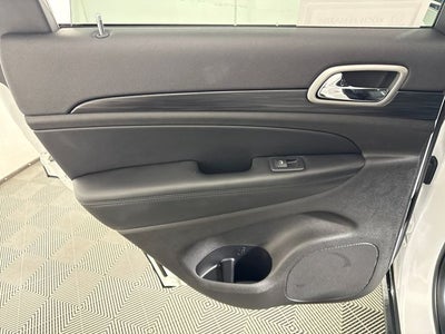 2020 Jeep Grand Cherokee Laredo E