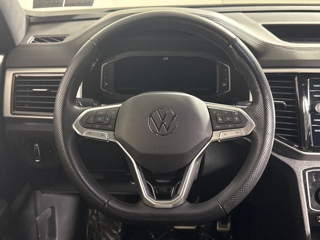 2022 Volkswagen Atlas Cross Sport 2.0T SEL R-Line