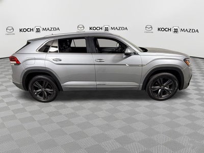 2022 Volkswagen Atlas Cross Sport 2.0T SEL R-Line
