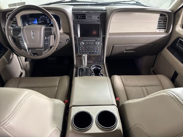 2015 Lincoln Navigator Base