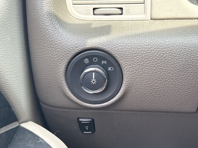 2015 Lincoln Navigator Base