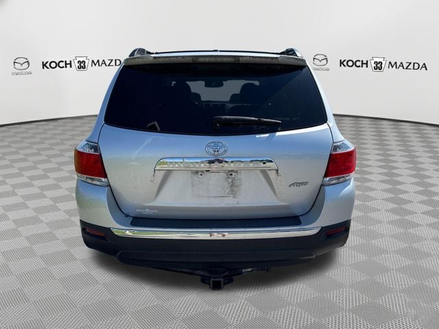 2011 Toyota Highlander SE