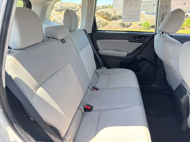 2015 Subaru Forester 2.5i
