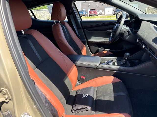 2025 Mazda Mazda3 2.5 Carbon Turbo