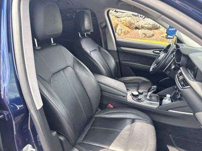 2018 Alfa Romeo Stelvio Base