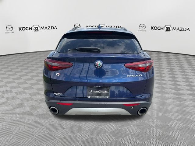 2018 Alfa Romeo Stelvio Base