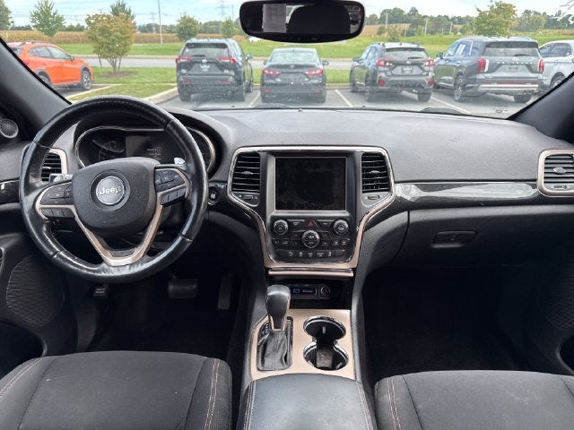 2017 Jeep Grand Cherokee Base
