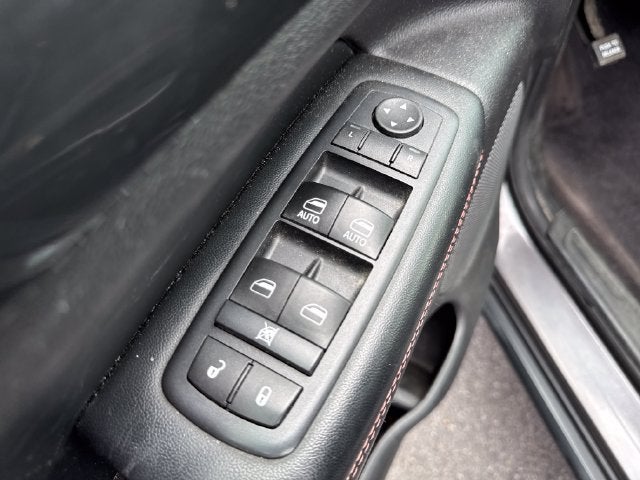 2017 Jeep Grand Cherokee Base