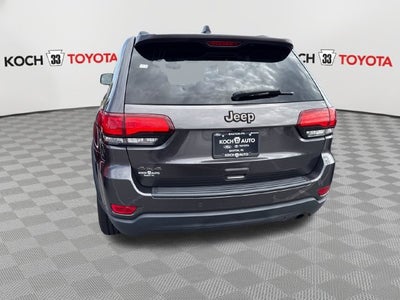 2017 Jeep Grand Cherokee Base