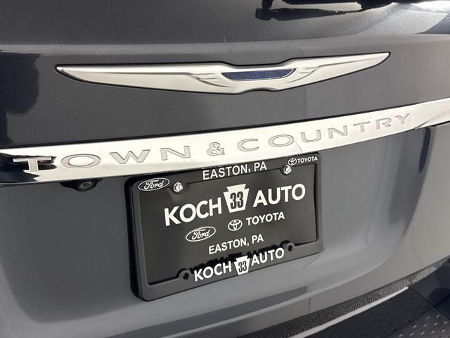 2014 Chrysler Town & Country Touring