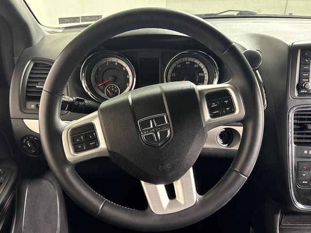 2016 Dodge Grand Caravan R/T