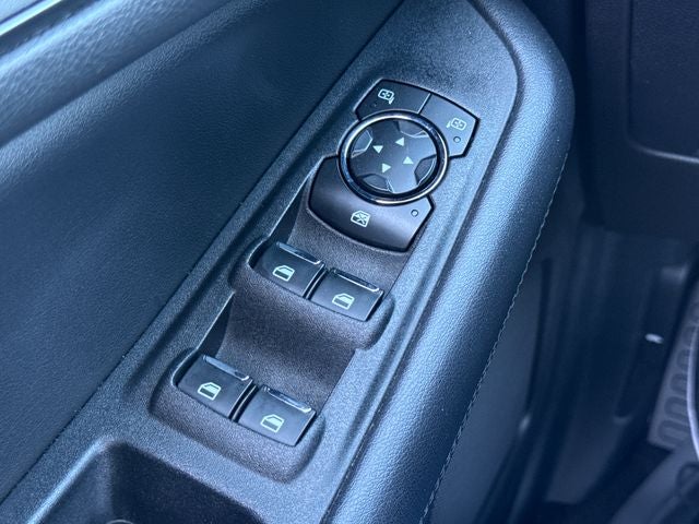 2020 Ford Edge SE