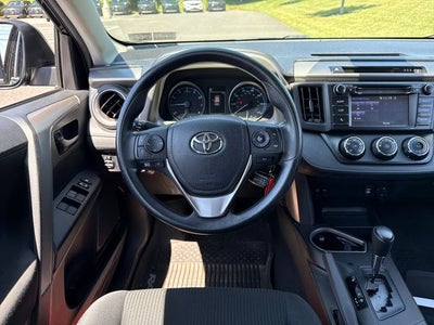 2017 Toyota RAV4 LE