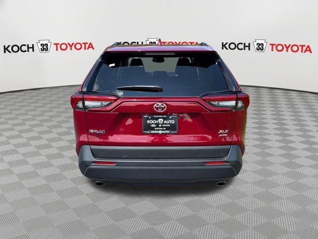 2025 Toyota RAV4 XLE